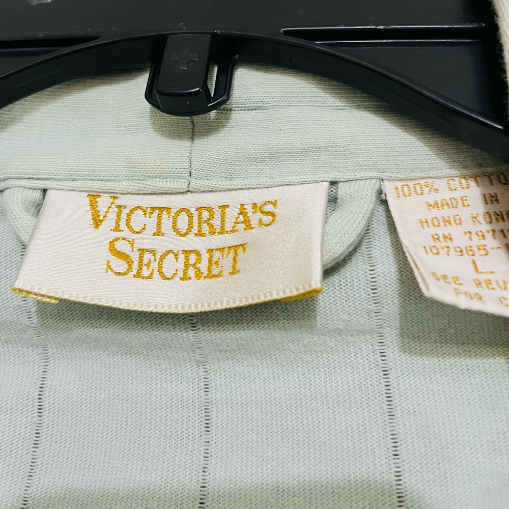 EUC. Victoria's Secret Gold Label Soft mint green. robe. Size L. - Picture 2 of 5
